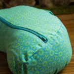 Félhold meditációs párna - türkiz