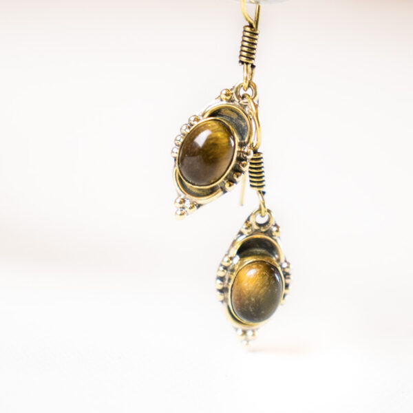 Indiai tigrisszem ásvány fülbevaló