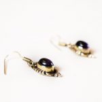 Ásvány fülbevaló fekete