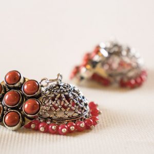 vörös korall és üveggyöngy