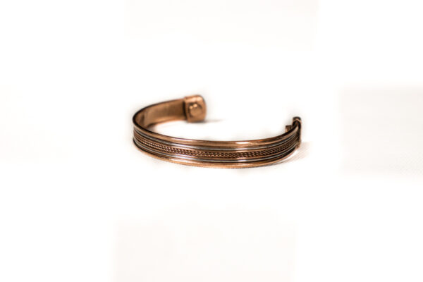 Csavart mintás orvosi mágneses karkötő - Bharata Webshop